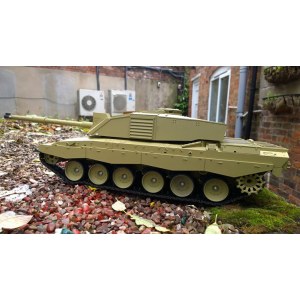 Радиоуправляемый танк Heng Long 1/16  Challenger 2 (Британия) 2.4G