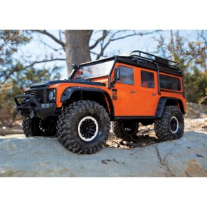 Радиоуправляемая машина TRAXXAS TRX-4 Land Rover Defender Adventure Edition