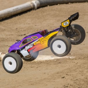 Радиоуправляемый трагги с ДВС Losi 1:8 8IGHT-T Nitro 4WD