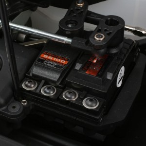 Радиоуправляемый трагги с ДВС Losi 1:8 8IGHT-T Nitro 4WD
