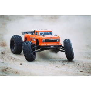 ARRMA Outcast 6S 4WD Brushless RTR (серебряный) 2019 года ARA106042T1
