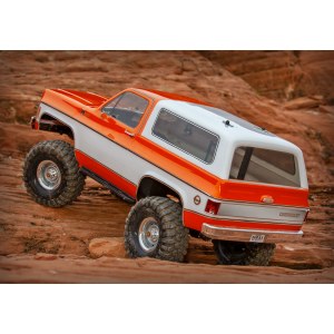 Радиоуправляемая машина Traxxas TRX-4 Chevrolet Blazer TRA82076-4