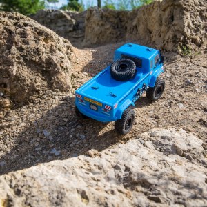 Радиоуправляемый краулер ECX Scaler Crawler Barrage UV 4WD RTR масштаб 1:24 2.4G - ECX00019T1