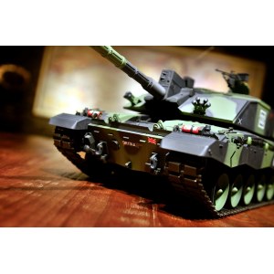 Радиоуправляемый танк Heng Long German Leopard II A6 масштаб 1:16 2.4G - 3889-1Upg V6.0