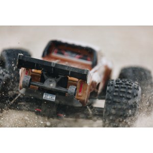 Радиоуправляемая машина ARRMA OUTCAST 4X4 4S BLX (бронзовый) ARA102692