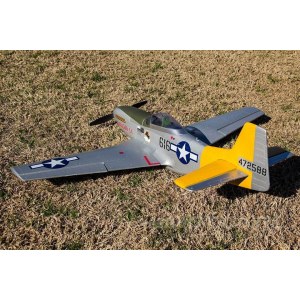 Модель радиоуправляемого самолета FreeWing P-51 Mustang PNP FLW101P