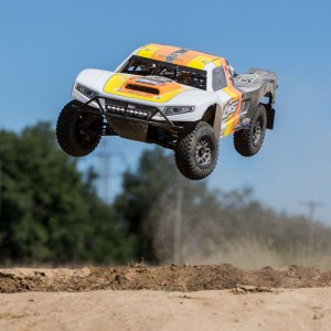 Радиоуправляемая машина на бензине Losi 1:5 5IVE-T 2.0 4wd SCT Бензо Серый/Оранжевый/Белый BND 2019 год LOS05014T2