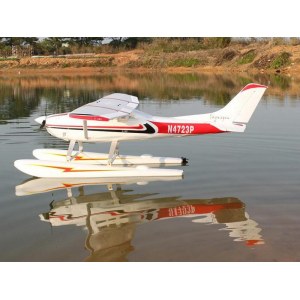 Радиоуправляемый самолет Top RC Cessna 1.5m C185 PRO на поплавках KIT top065A
