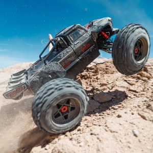 Радиоуправляемый монстр 1/5 OUTCAST 4X4 8S BLX EXB BRUSHLESS STUNT TRUCK RTR, BLACK ARA5810V2T1