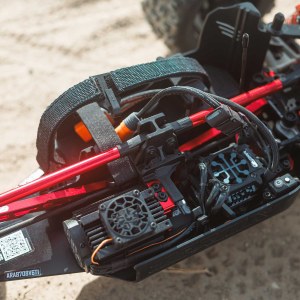 Радиоуправляемая трагги Arrma Kraton 6S EXB 1/8 4WD RTR ARA8708V6T1
