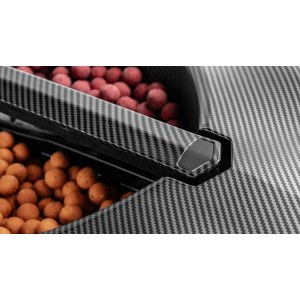 Кораблик для рыбалки CARPBOAT TOSLON XBOAT 750 CARBON с XR500 GPS и эхолотом TF750 DUO