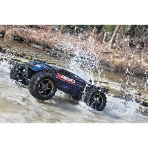 TRAXXAS 1/10 EP 4WD E-Revo Brushless W/P TQi RTR+ NEW fast charger