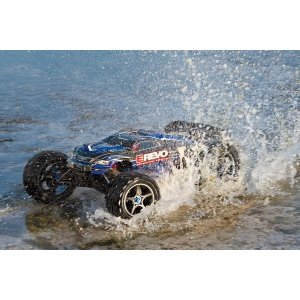 TRAXXAS 1/10 EP 4WD E-Revo Brushless W/P TQi RTR+ NEW fast charger