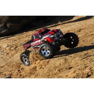 TRAXXAS Stampede 4x4 1/10 RTR + NEW Fast Charger