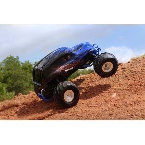 Монстр трак TRAXXAS Skully