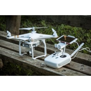 Квадрокоптер DJI Phantom 3 Professional