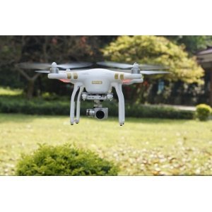 Квадрокоптер DJI Phantom 3 Professional