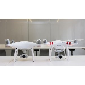 КВАДРОКОПТЕР DJI PHANTOM 4