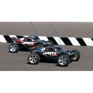 Радиоуправляемая модель с ДВС TRAXXAS Jato 3.3