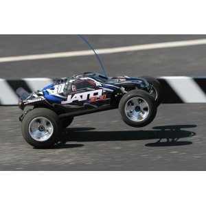 Радиоуправляемая модель с ДВС TRAXXAS Jato 3.3