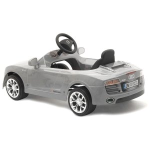 Электромобиль Audi R8 Spyder