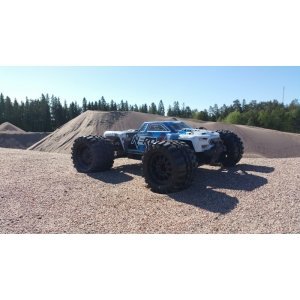 Внедорожник ARRMA Nero 6S BLX 4WD 6S 1/8 с блокировками