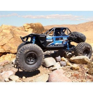 Краулер на радиоуправлении AXIAL RR10 Bomber 4WD