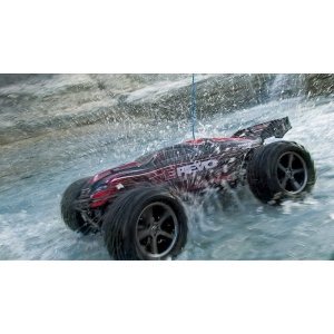Traxxas E-REVO 1:10 (ready to Bluetooth module)