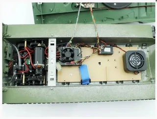 Радиоуправляемый танк Taigen 1/16 Leopard 2 A6 (Германия) (для ИК боя) САМО V3.0 2.4G RTR TG3889-1B-CM-IR3.0 — фото 4