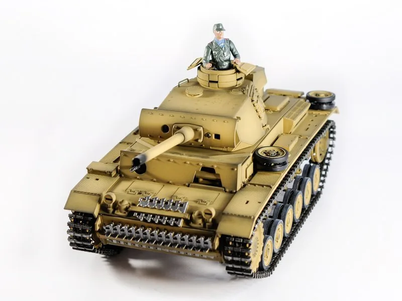 Радиоуправляемый танк Taigen 1/16 Panzerkampfwagen III (Германия) дым, свет V3 2.4G RTR пустыня TG3848-BD3.0