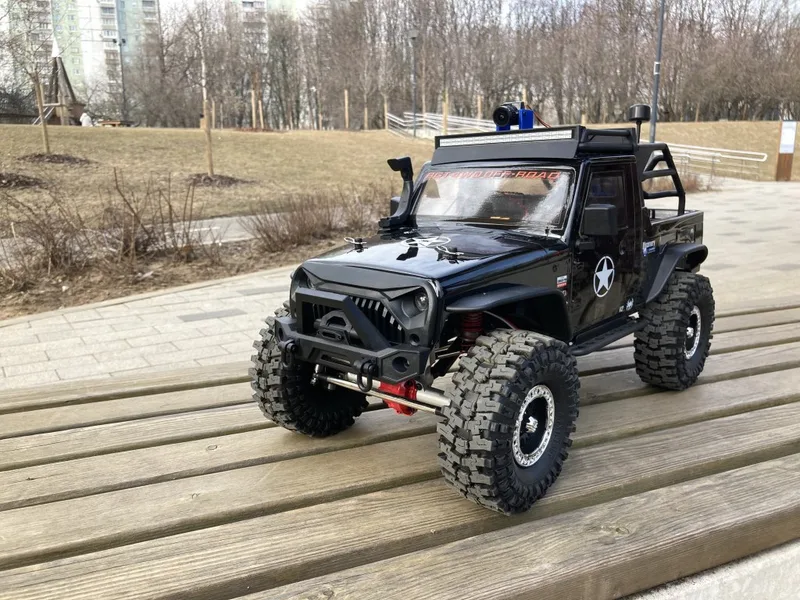 Радиоуправляемая машина трофи с цифровой системой FPV