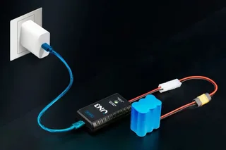 Зарядное устройство ToolkitRC UN3 для NiMH и NiCd 4-8 Cell аккумуляторов — фото 8