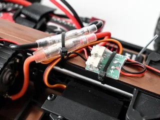 Радиоуправляемый монстр Remo Hobby (красный) 4WD 2.4G 1/14 RTR — фото 14