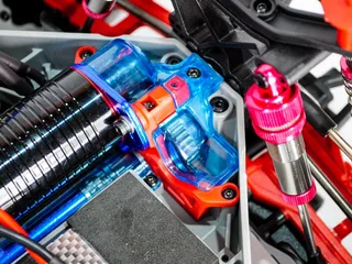 Радиоуправляемый монстр Remo Hobby Dinosaurs Master Brushless UPGRADE PLUS красный 4WD 2.4G 1/8 RTR — фото 11