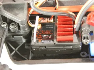 Радиоуправляемый монстр Remo Hobby SMAX V2.0 (красный) 4WD 2.4G 1/16 RTR — фото 14