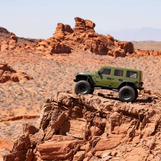 Радиоуправляемый краулер Axial SCX6 Jeep JLU Wrangler 1:6 Brushless 4WD RTR, зелёный — фото 19